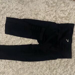 BLACK GYMSHARK LEGGINGS